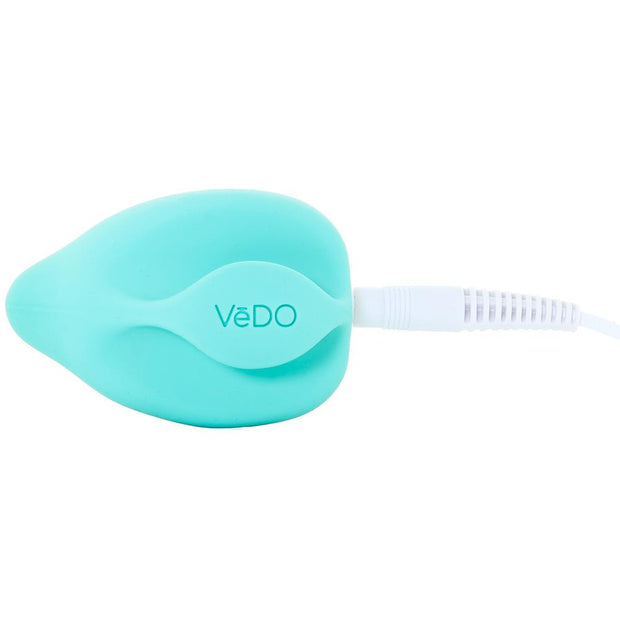 Yumi Rechargeable Finger Vibe in Tease Me Turquoise